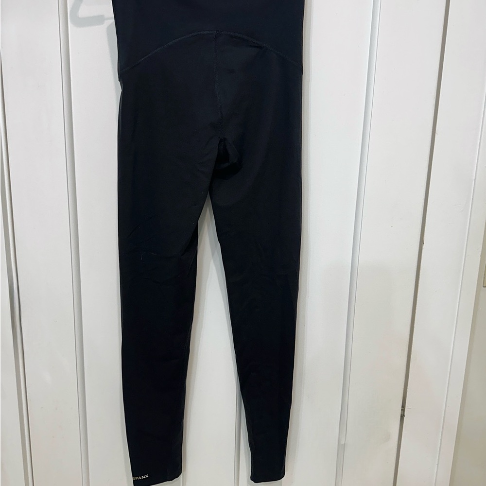 SPANX Look At Me Now High-Waisted Seamless Leggings – Black – Size M - Picture 4 of 9